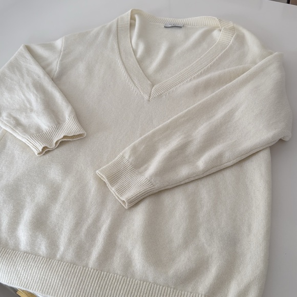 Aritzia - NOSTALGIA MERINO WOOL SWEATER - Light Birch - Picture 8 of 12